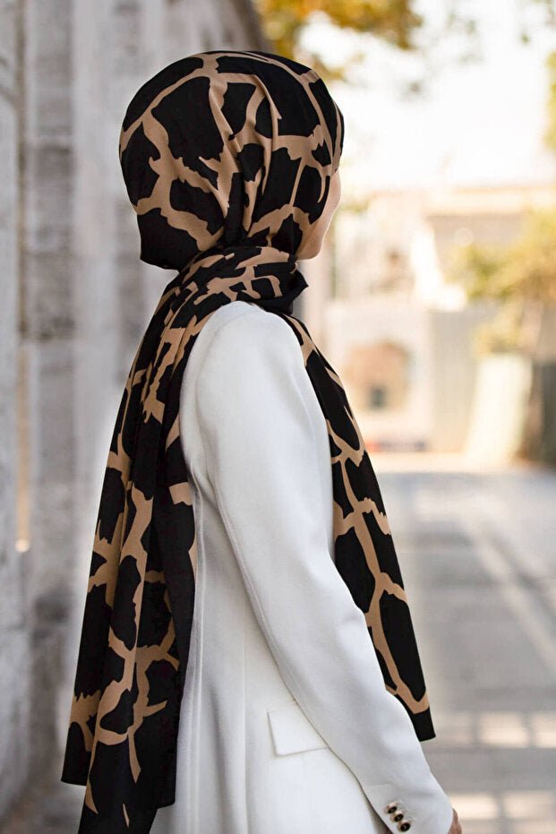 Luxury Medina Silk Shawl - Elegant & Versatile - TryAladdin