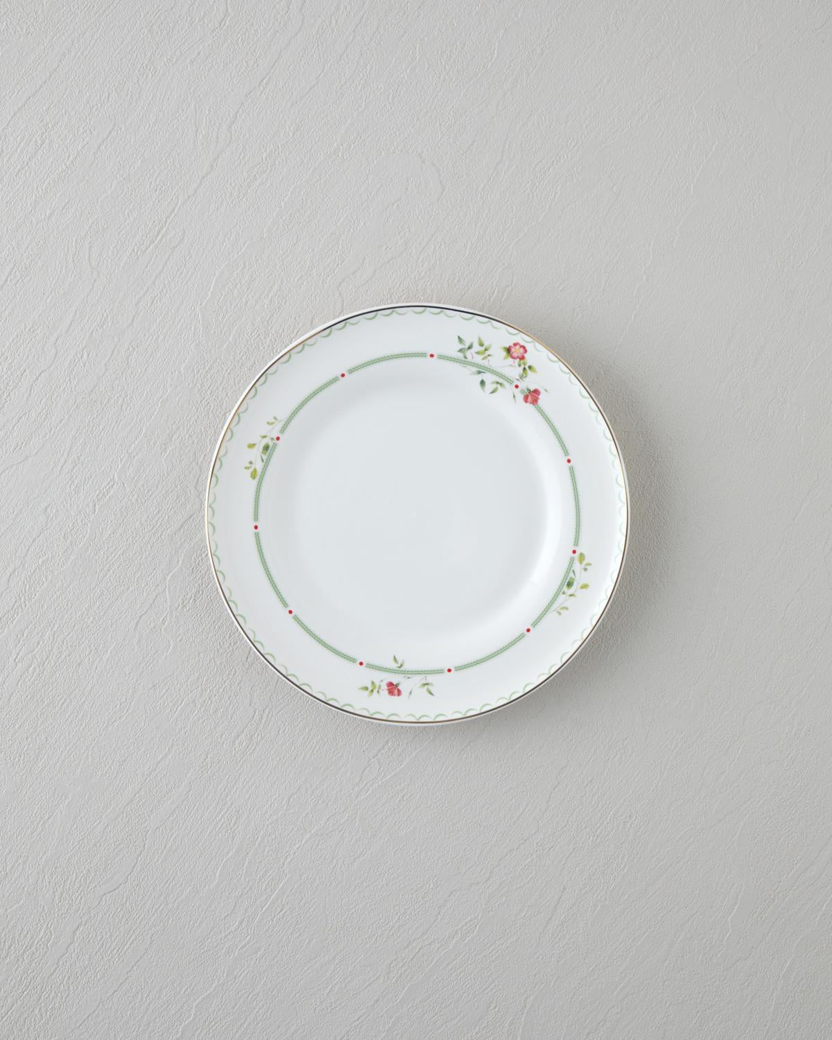 Professional Grade Bone Porcelain Dinnerware Set 24 Piece 6 Person Colorful Design