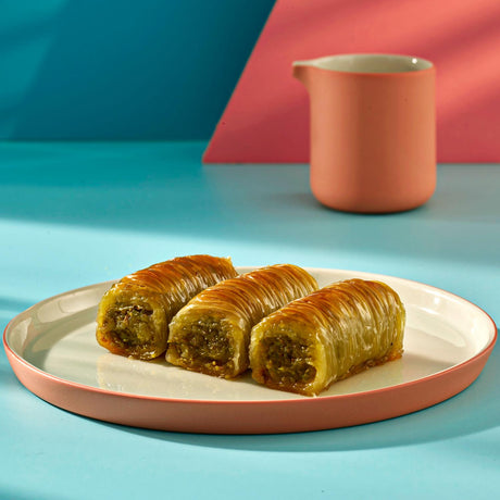 Mahizer | Burma Baklava Box with Pistachio