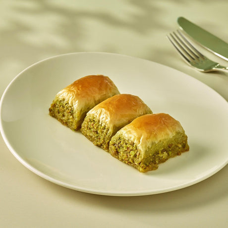 Mahizer | Pistachio Ankara Durum Baklava Box