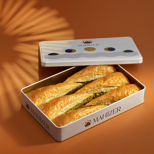 Mahizer | Pistachio Carrot Slice Baklava Box
