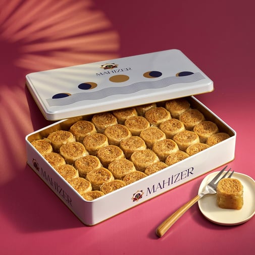 Mahizer | Walnut Saray Wrap Baklava Box