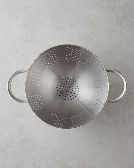 Professional Grade Stainless Steel Strainer 22cm Light Pink