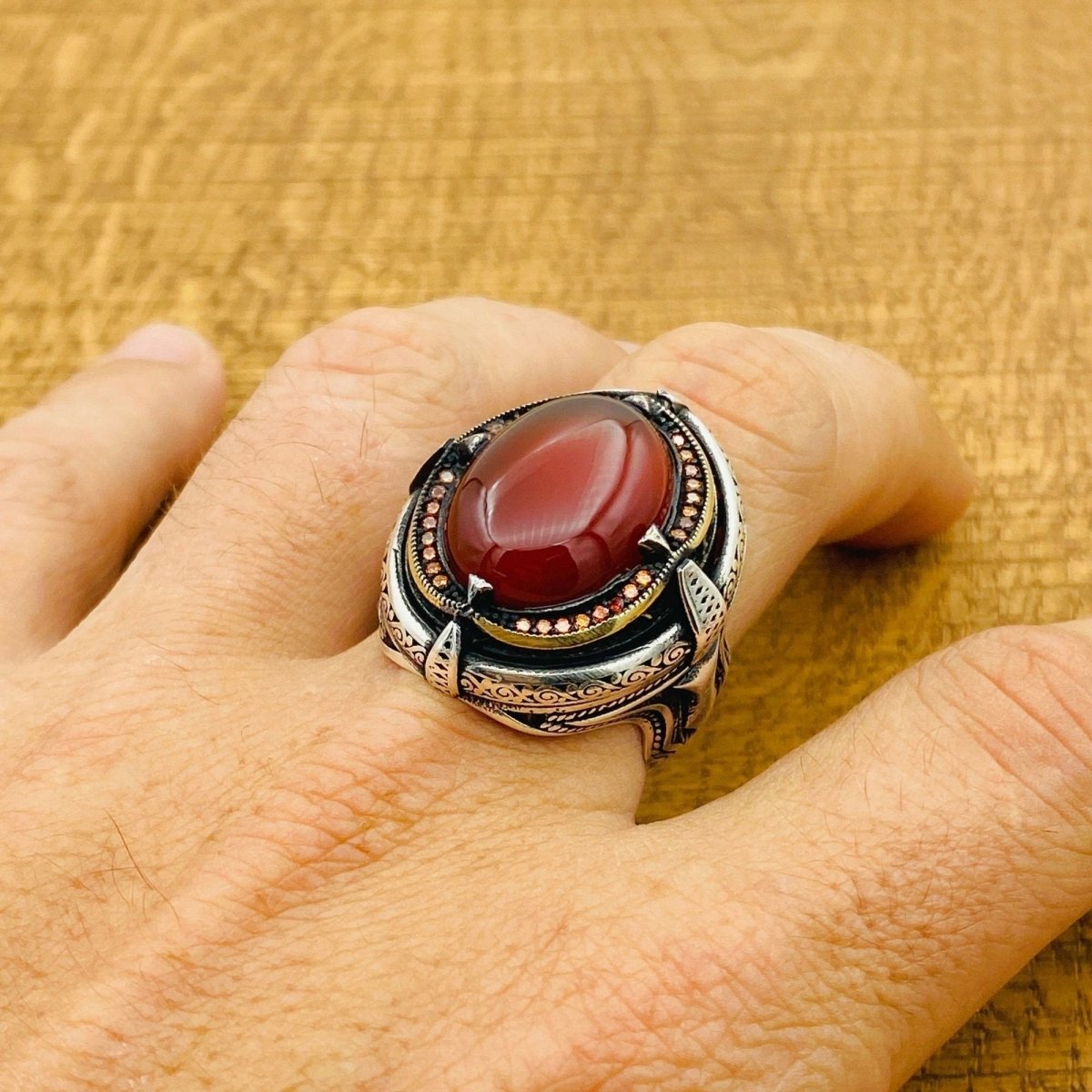 Men Red Aqeeq Silver Ring