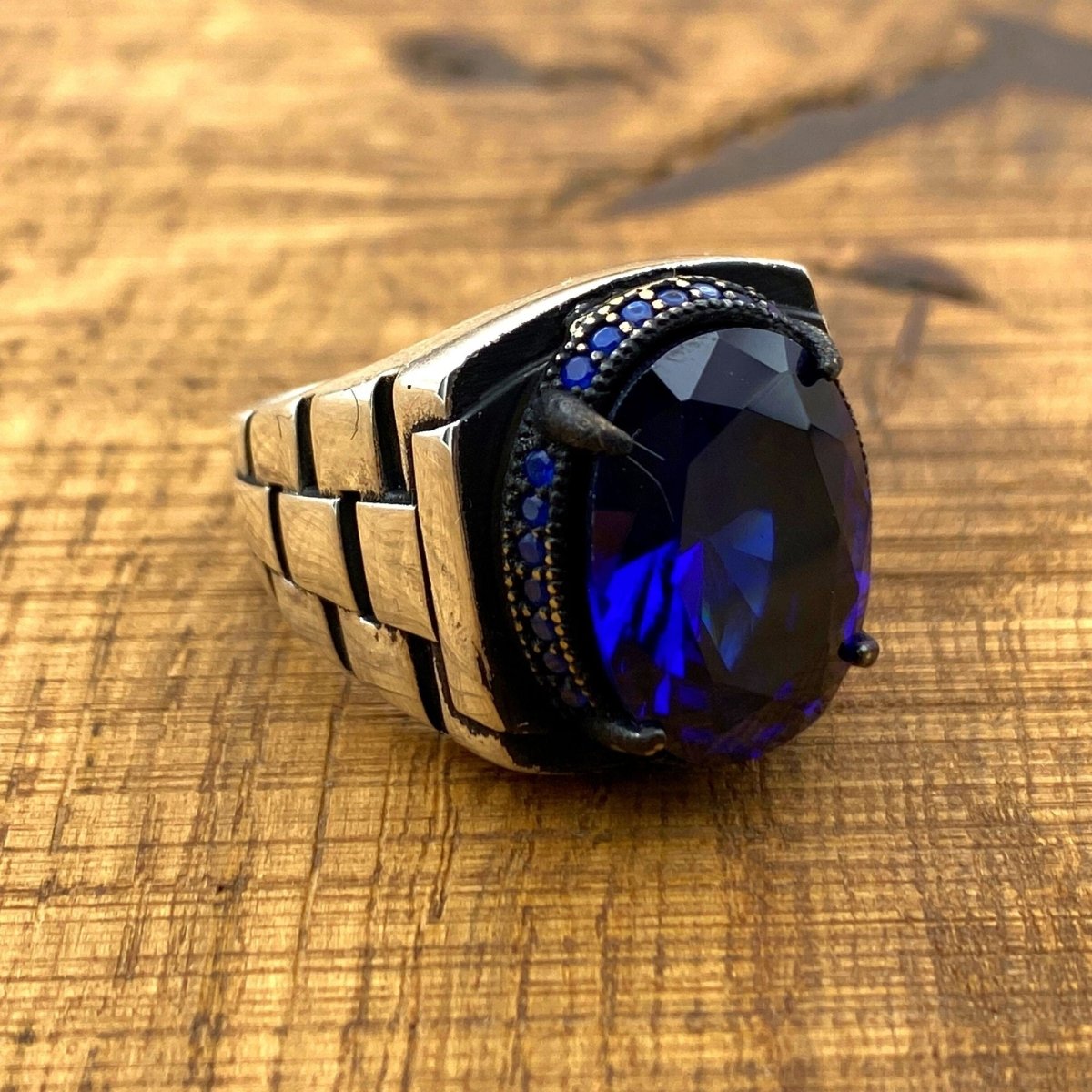 Men's Blue Oval Sapphire Stone Silver Ring