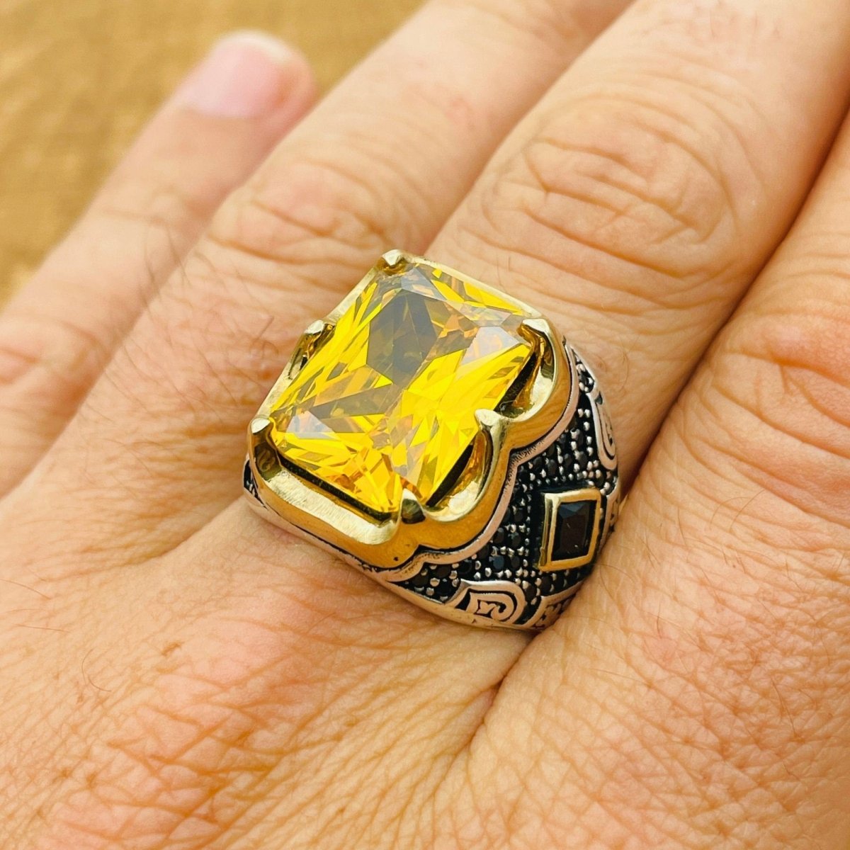 Men's Citrine Stone Ring