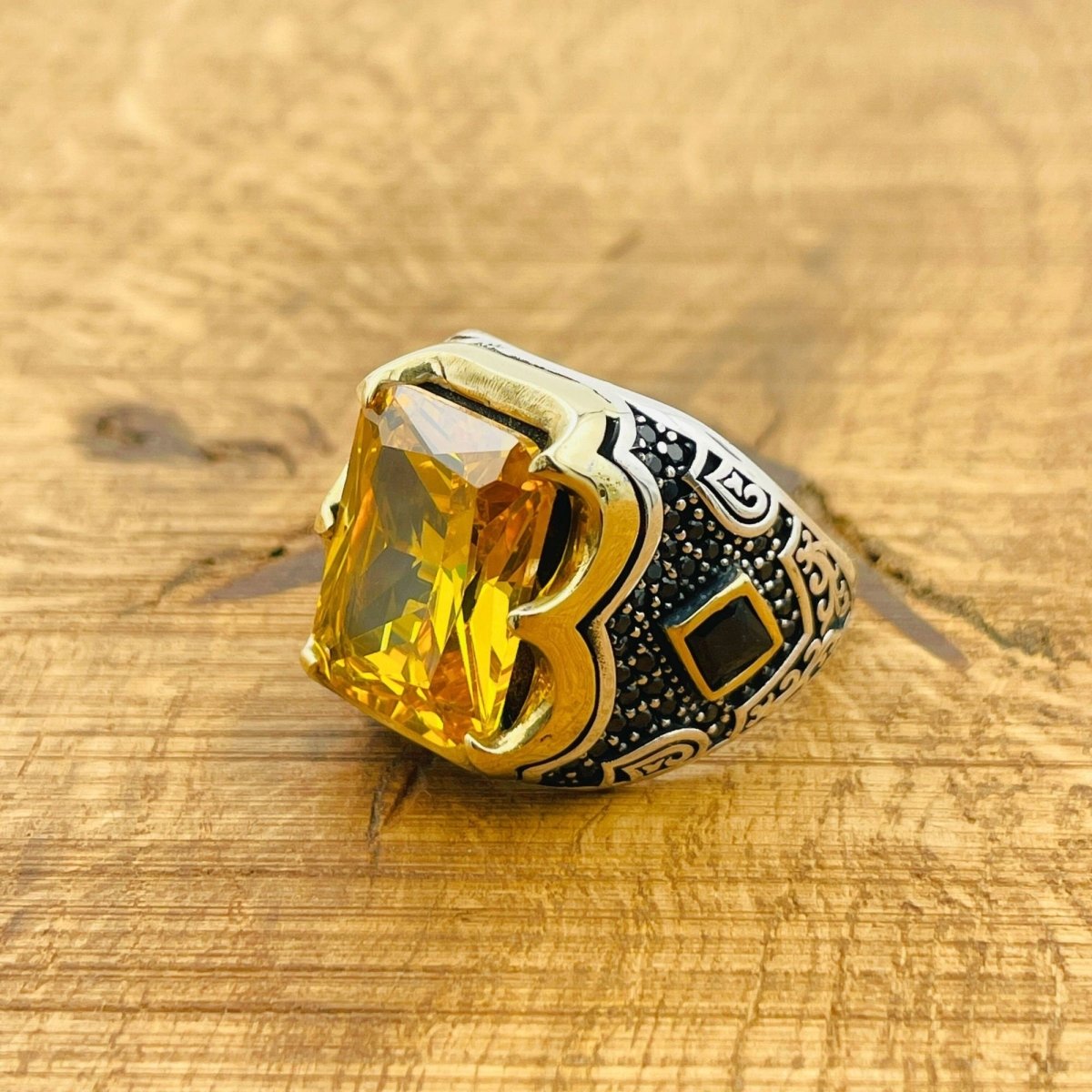 Men's Citrine Stone Ring