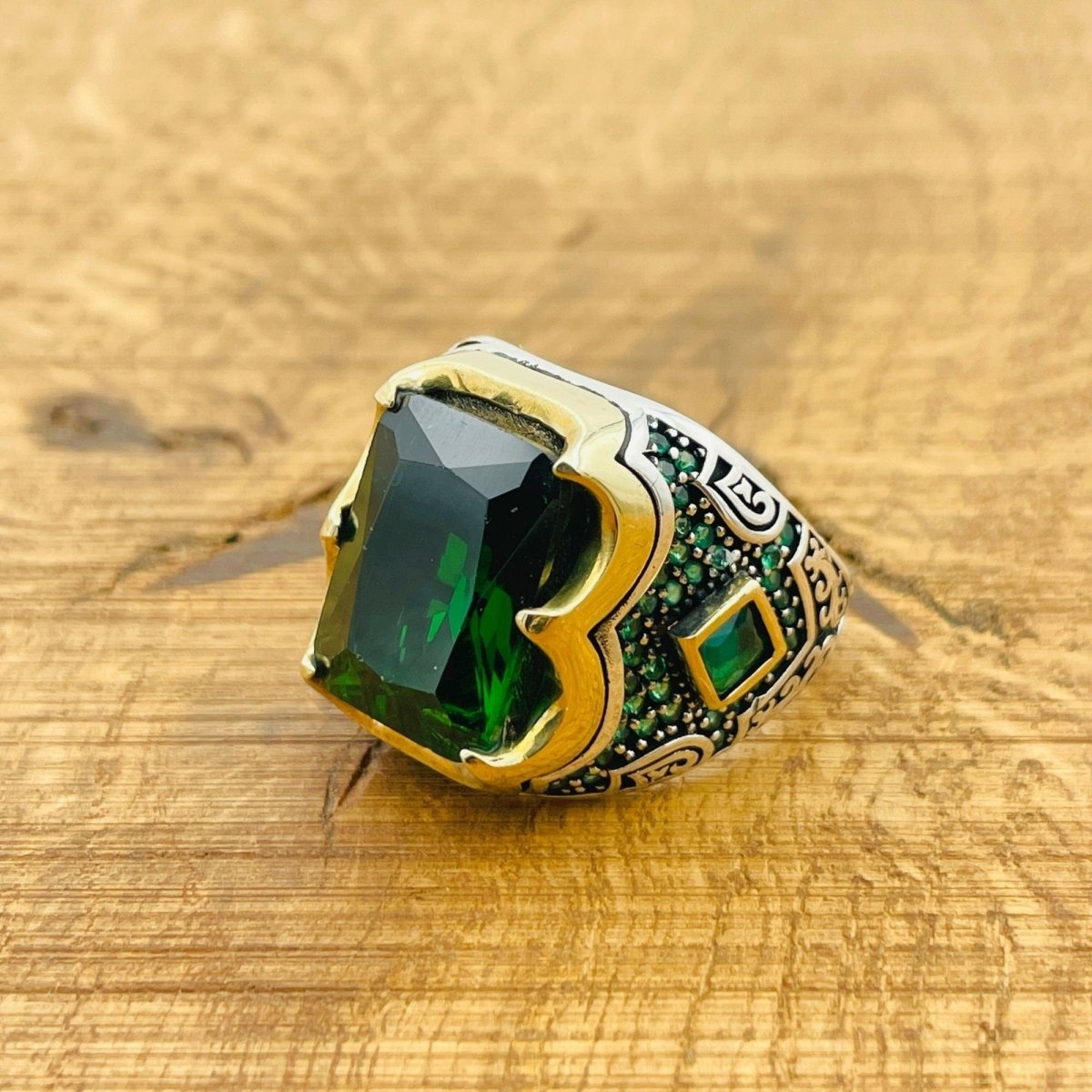 Men's Emerald Silver Ring