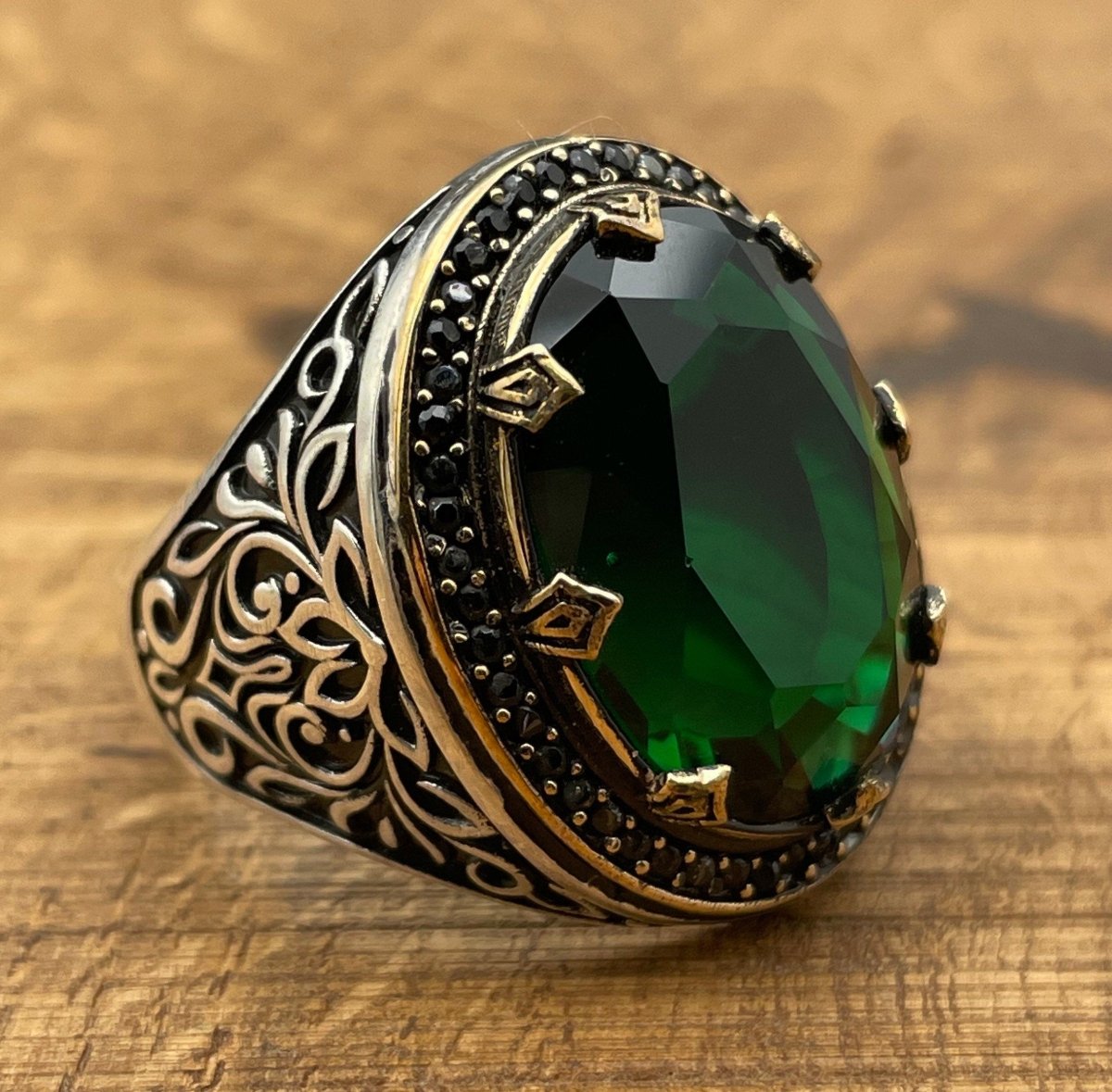 Men's Emerald Silver Ring