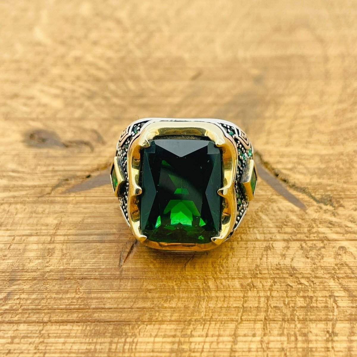 Men's Emerald Silver Ring