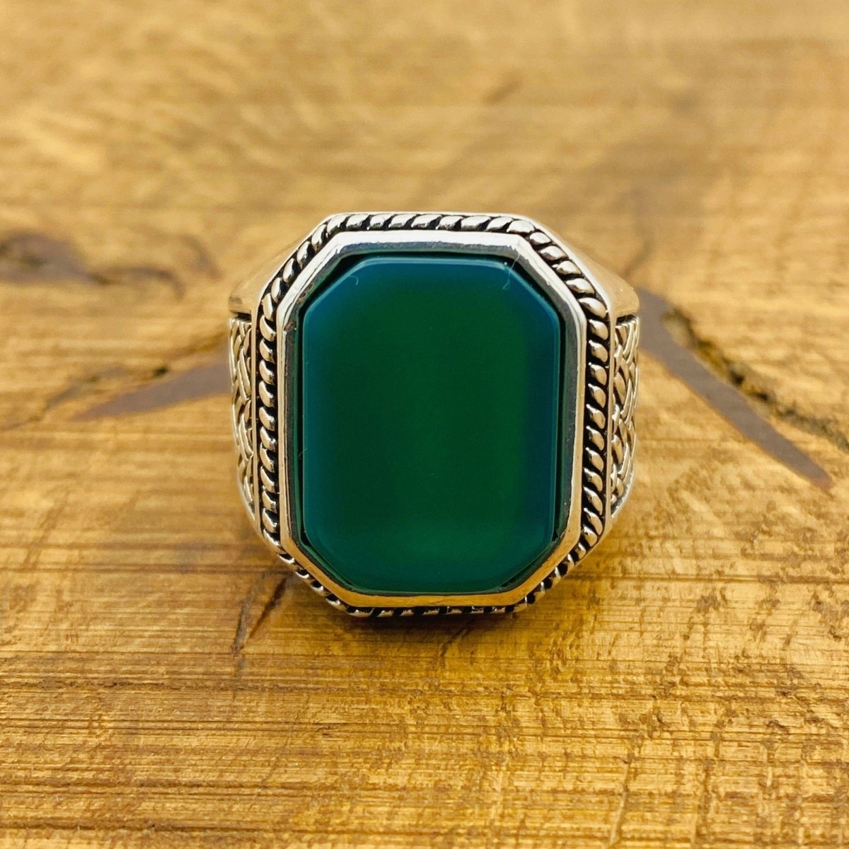 Men's Green Agate Gemstone Silver Ring