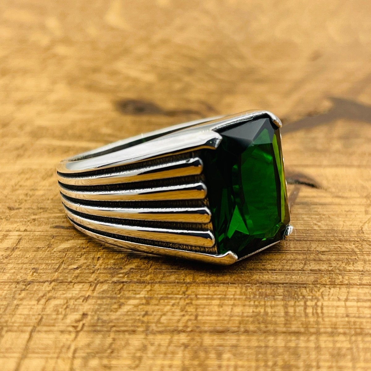 Men's Green Emerald Stone Silver Ring