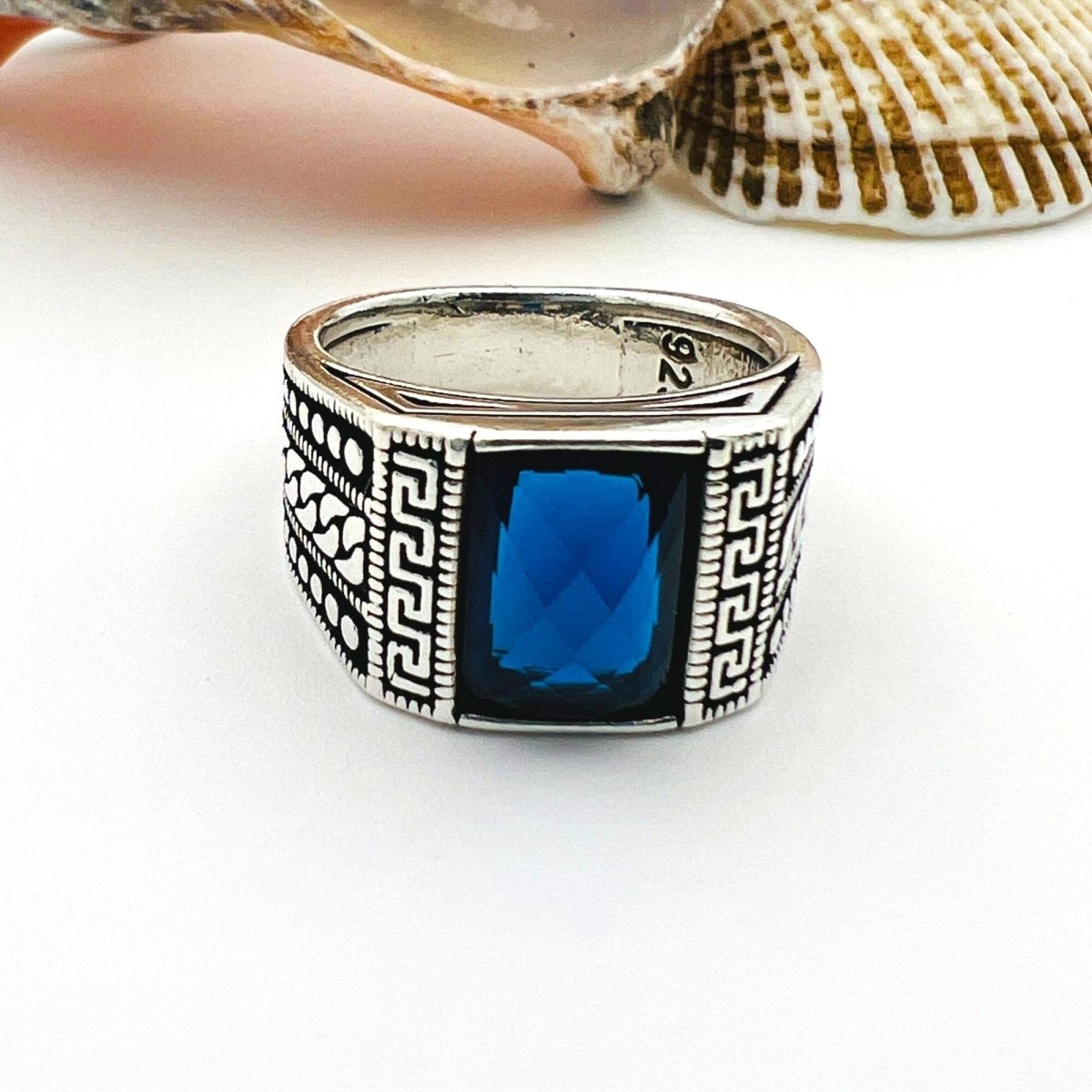 Men's Handcrafted Blue Sapphire Sterling Silver Minimalist Ring - TryAladdin