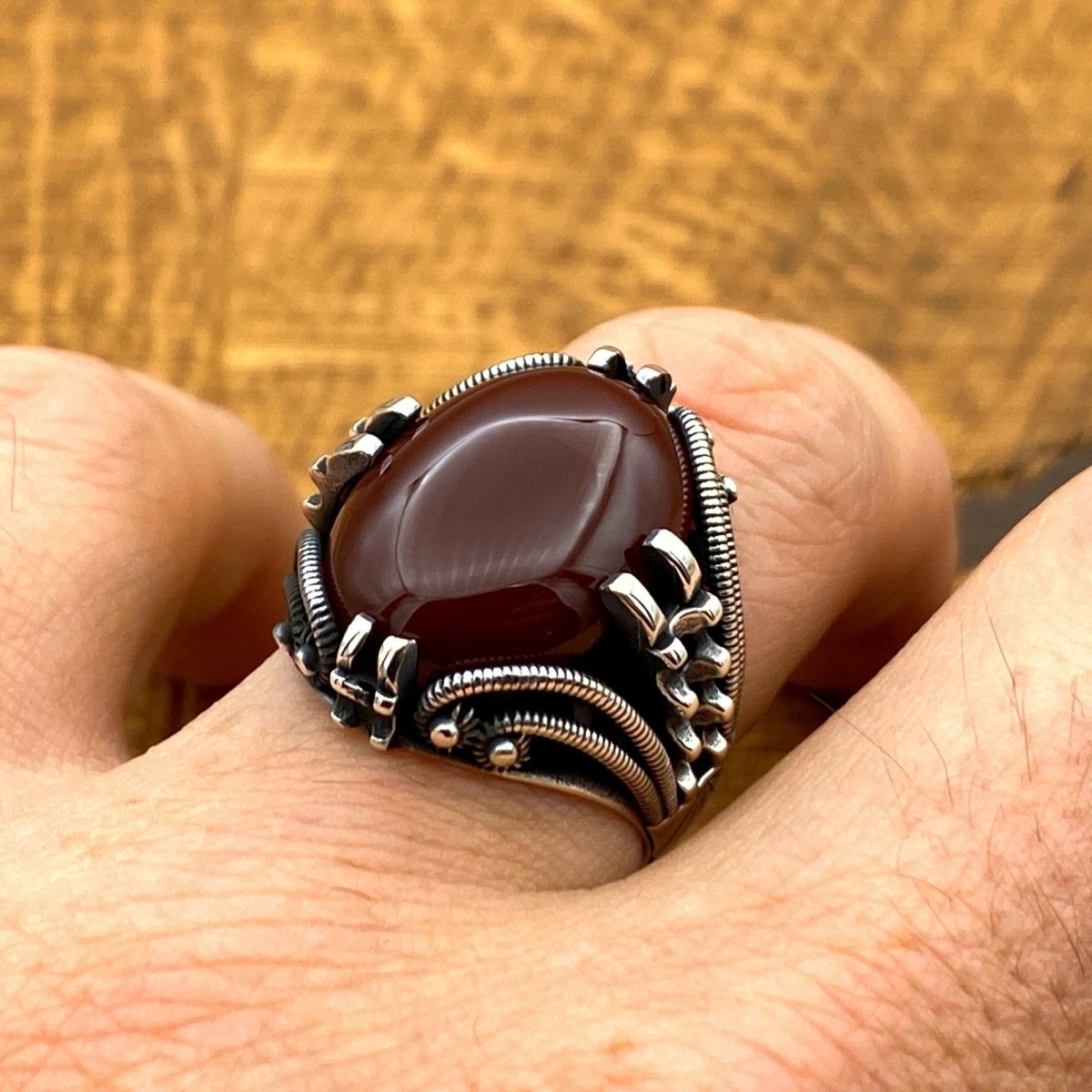 Men's Handcrafted Yemeni Aqeeq (Agate) Stone 925 Sterling Silver Ring - Ottoman Inspired Gift for Him - TryAladdin
