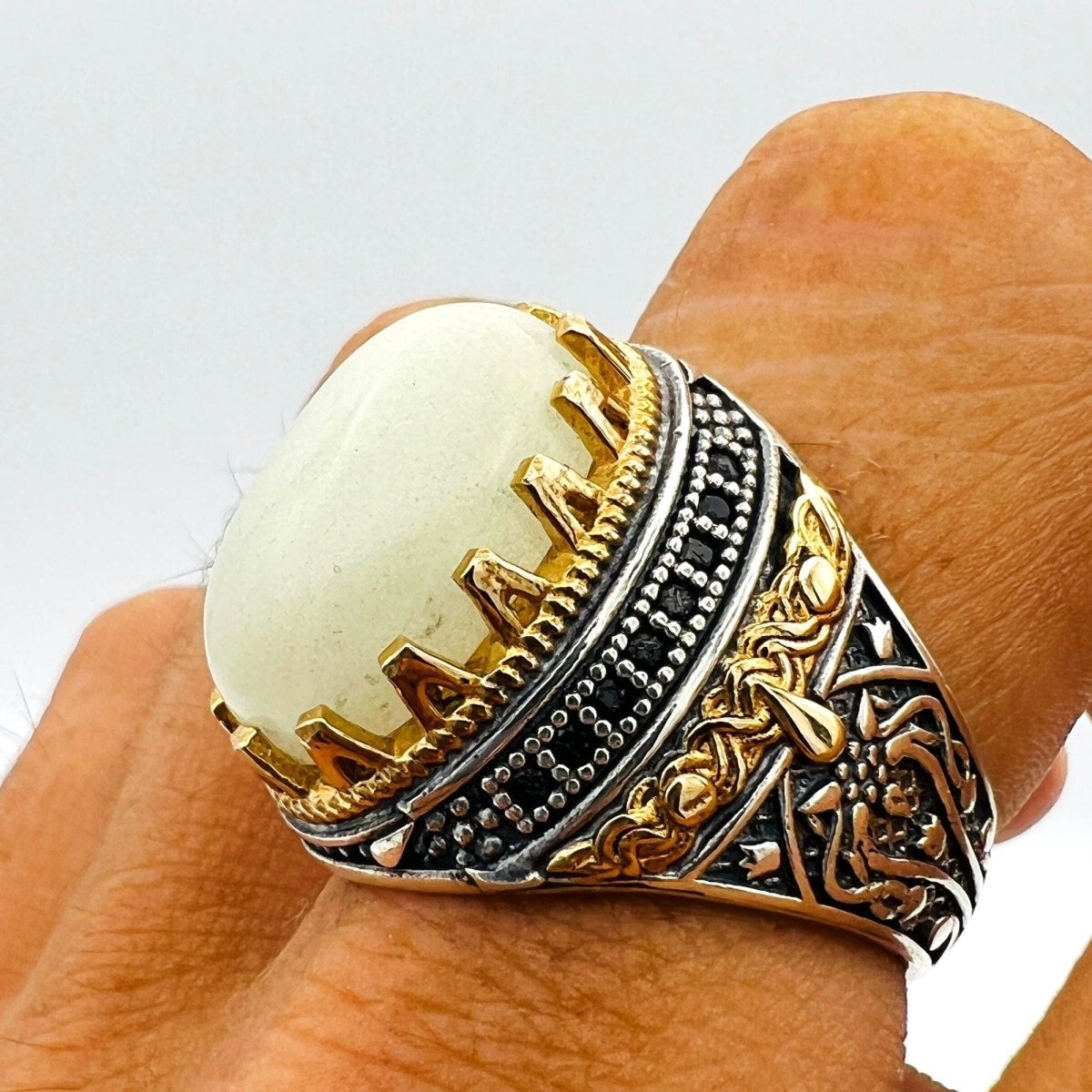 Men's Handmade Silver Ring with Cat's Eye White Stone