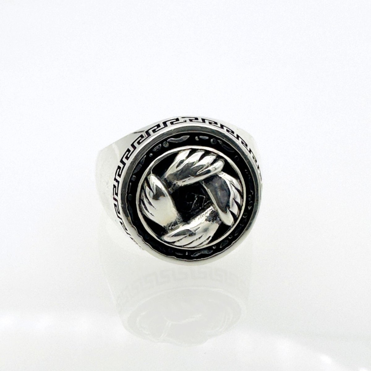 Men's Hands Design Silver Ring