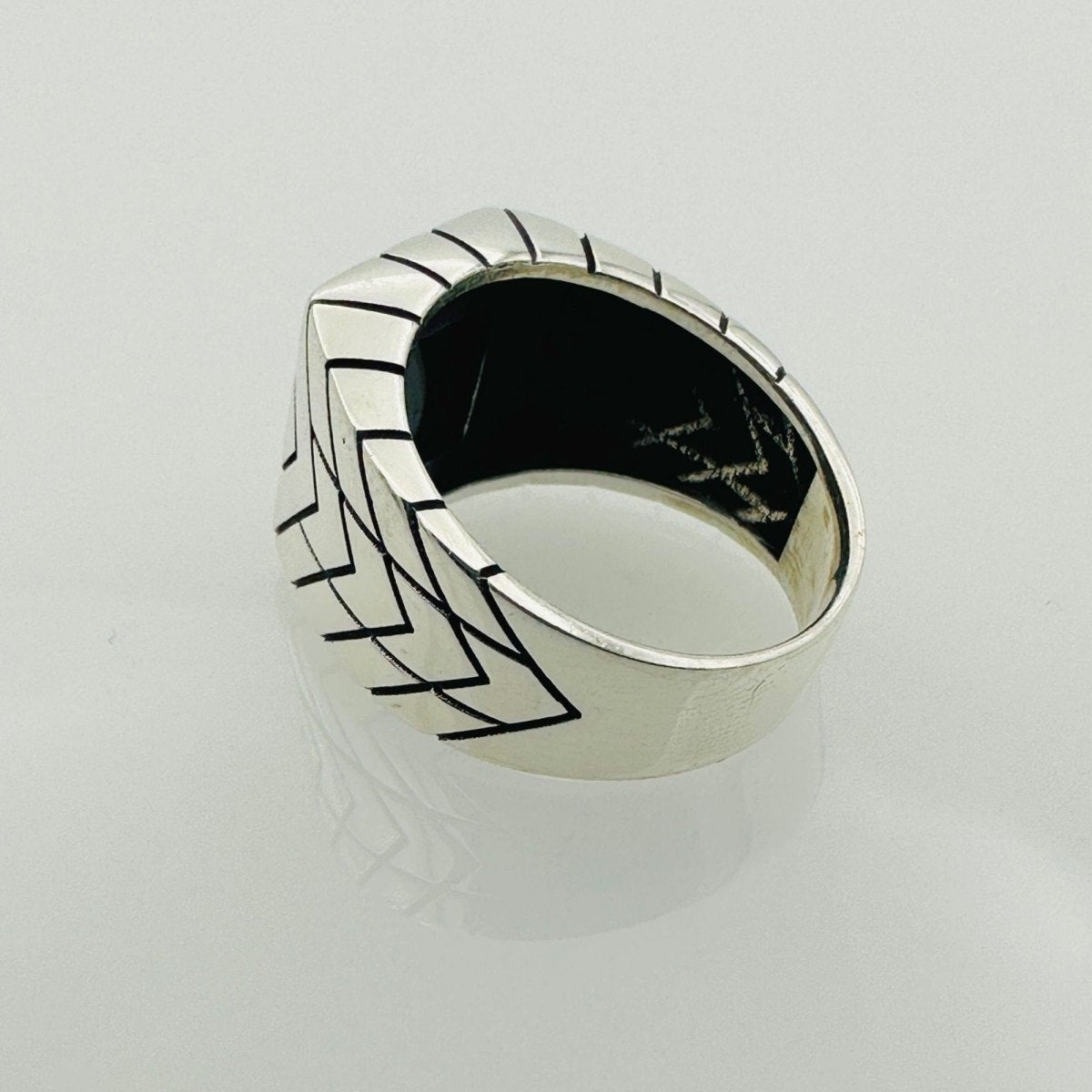 Men's Natural Black Onyx Silver Ring - TryAladdin