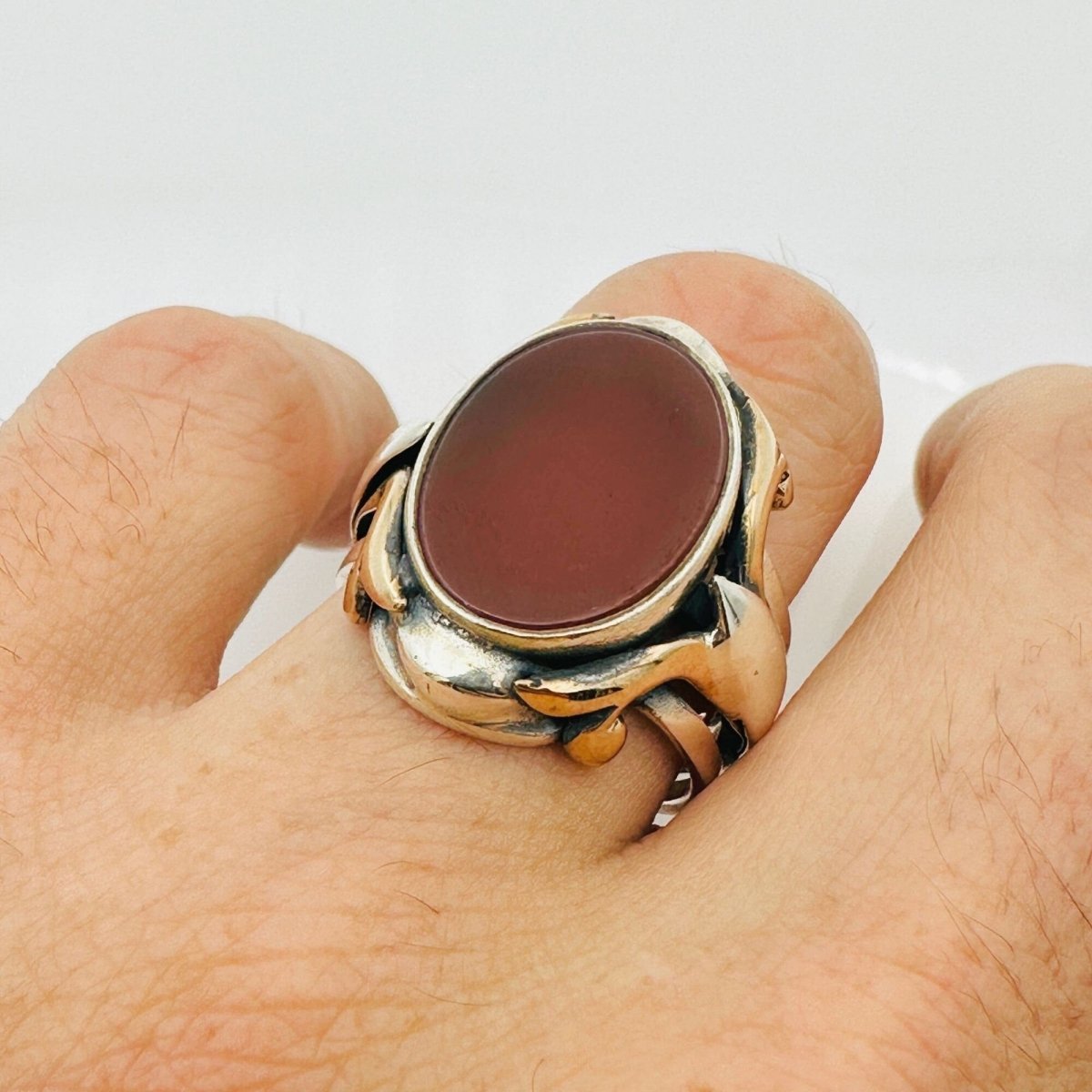 Men's Natural Red Aqeeq Silver Ring - TryAladdin