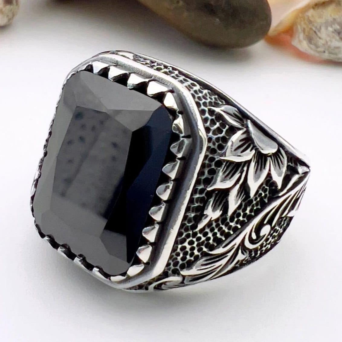 Men's Onyx Silver Ring - TryAladdin