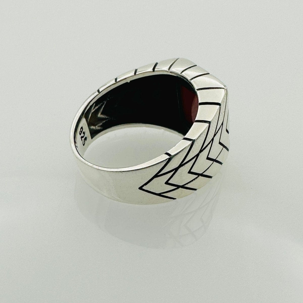 Men's Red Agate Gemstone Silver Ring