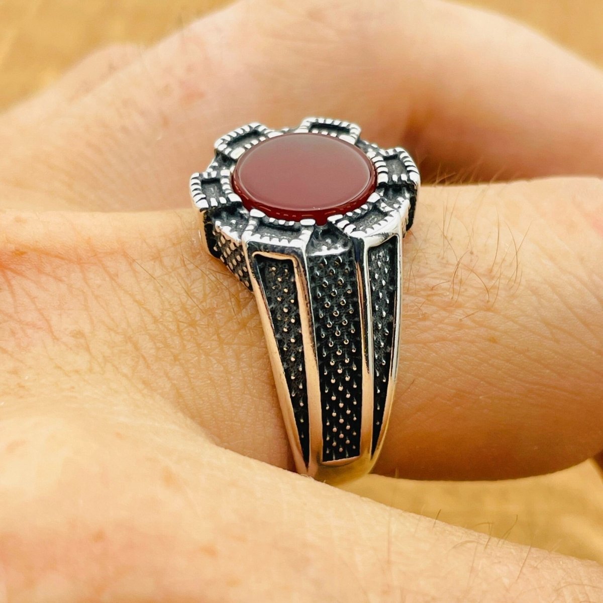 Men’s Red Agate Oval Ring - TryAladdin