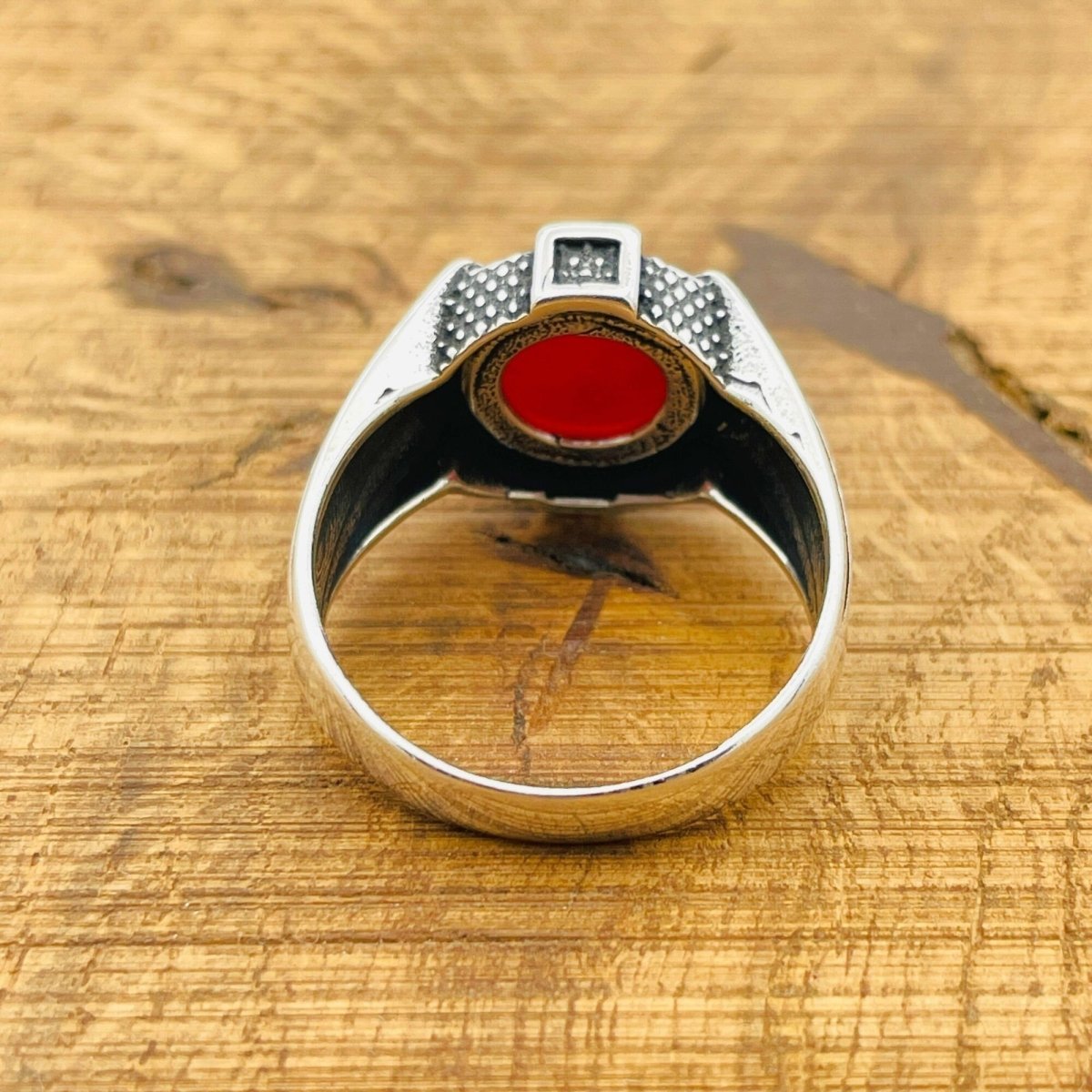 Men’s Red Agate Oval Ring - TryAladdin