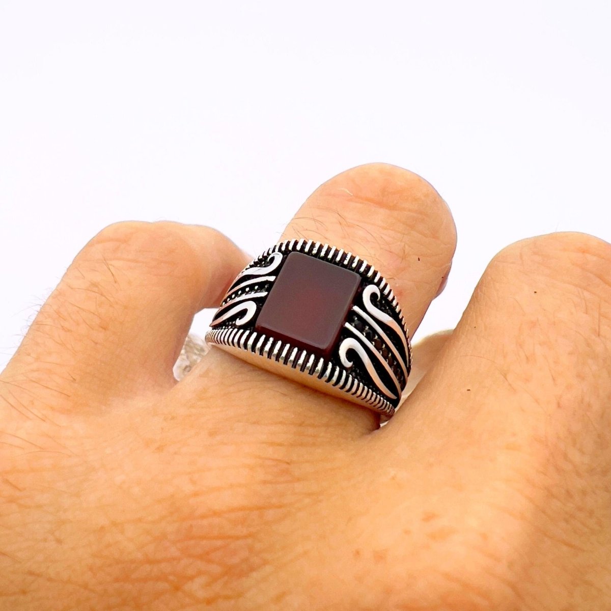 Men's Red Agate Stone Silver Ring - TryAladdin