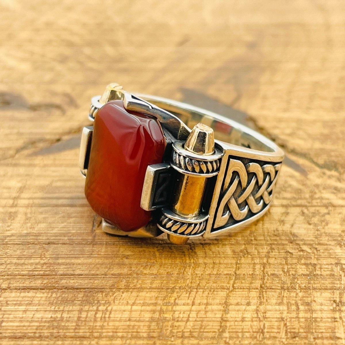 Men's Red Square Agate Ring - TryAladdin