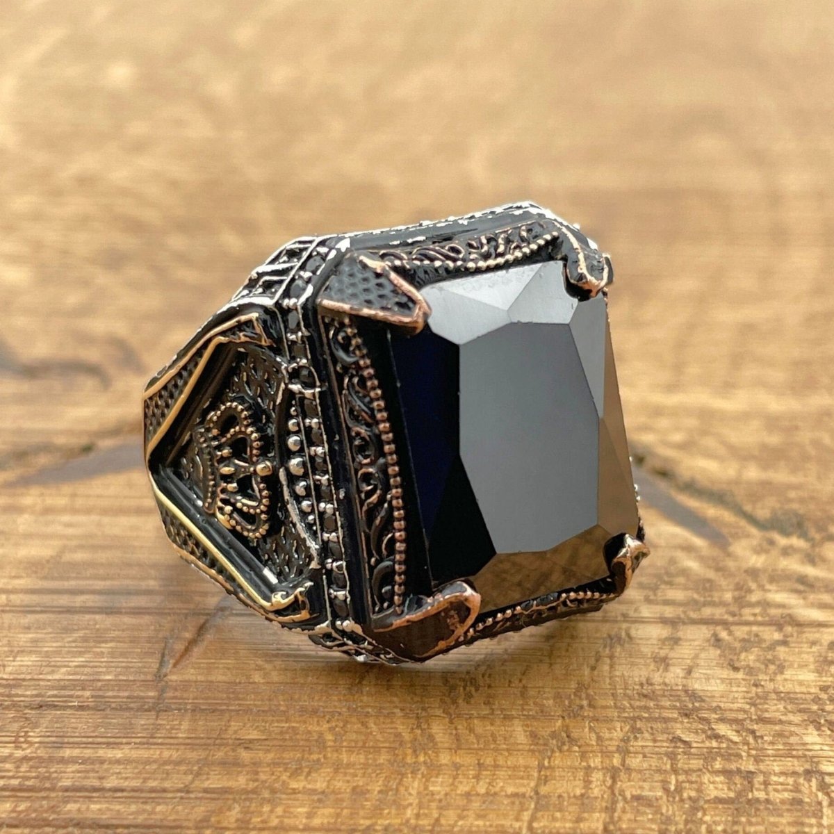 Men’s Square Amethyst Ottoman Ring