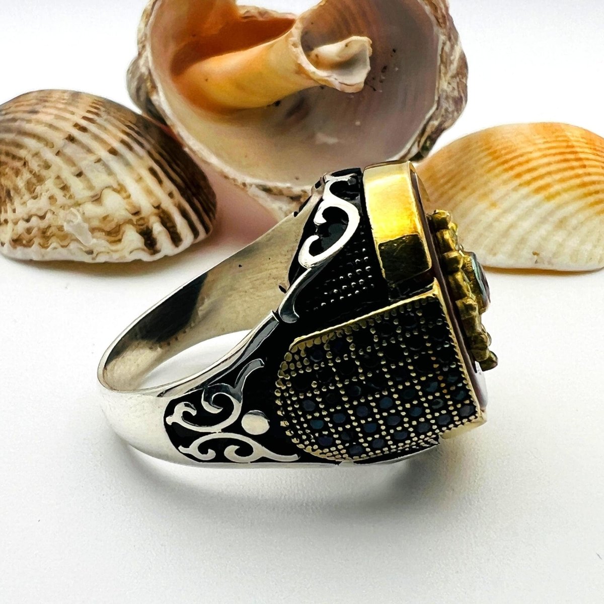 Men's Yemeni Aqeeq Gemstone Ring