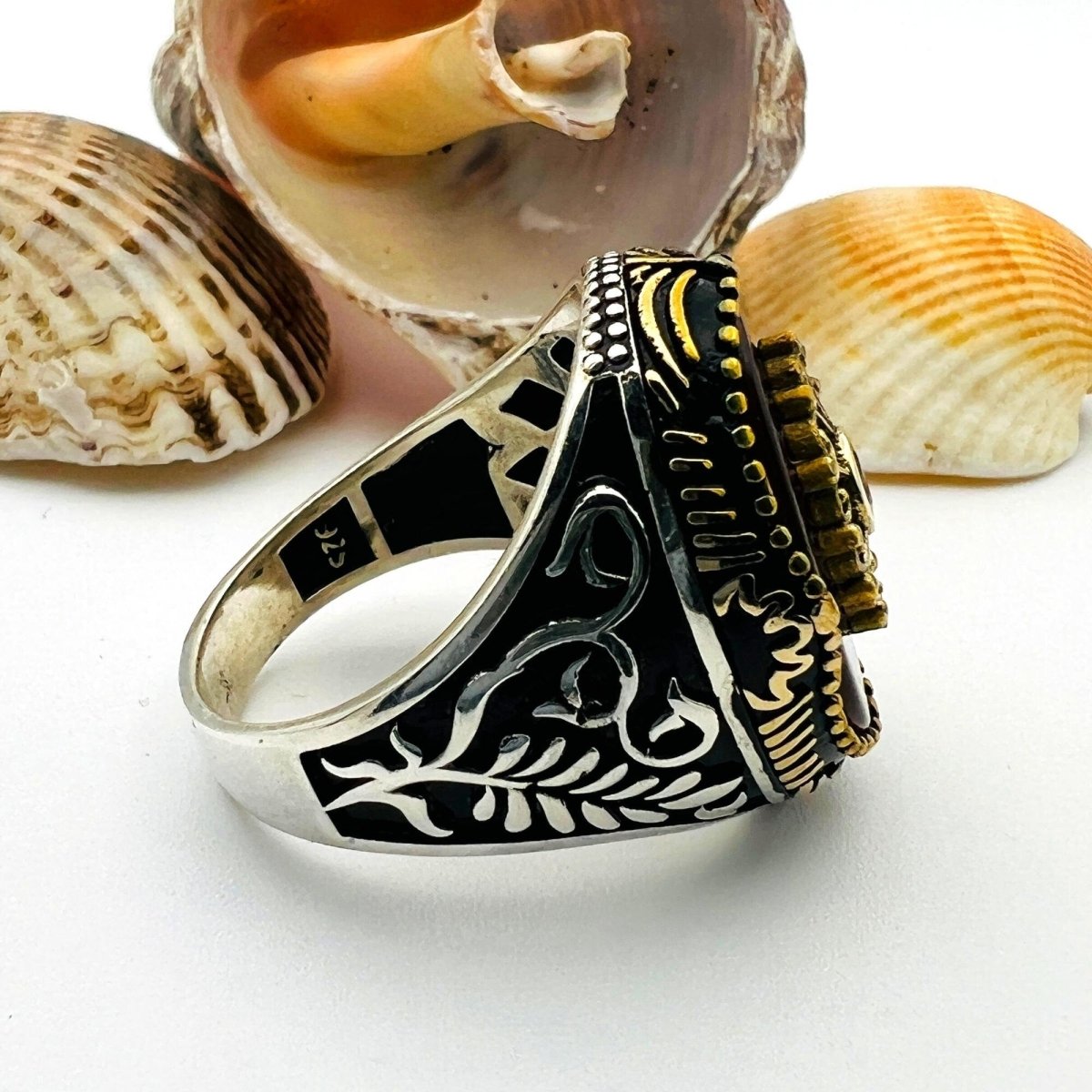 Men's Yemeni Aqeeq Stone Silver Ring