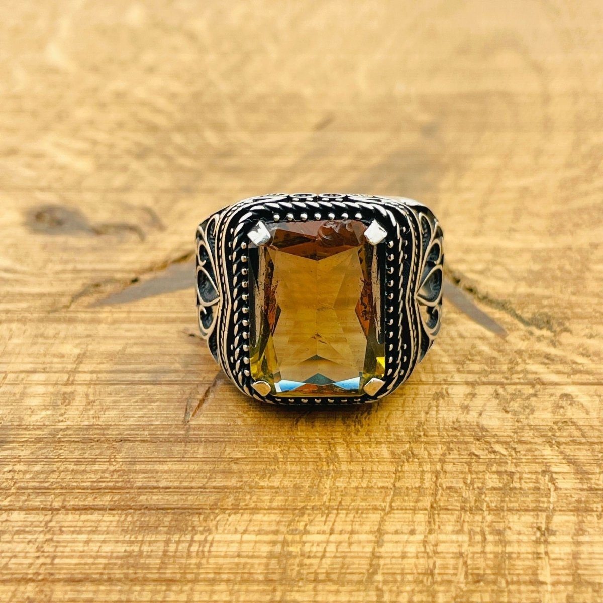 Men's Zultanite Gemstone Silver Ring