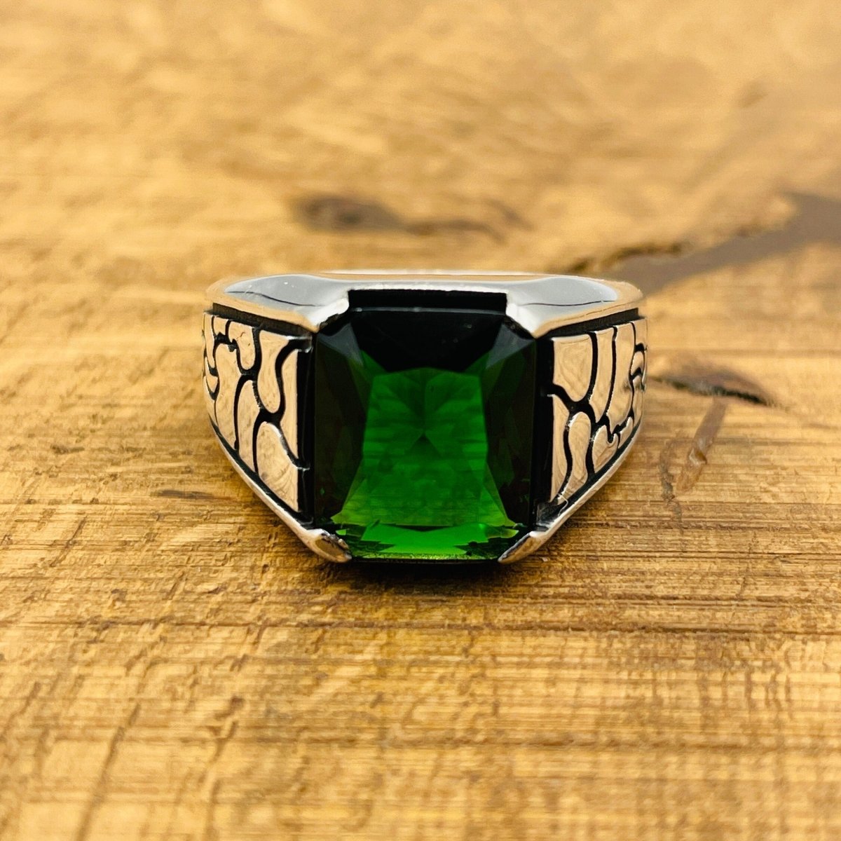 Minimalist Square Green Emerald Stone Men's Ring