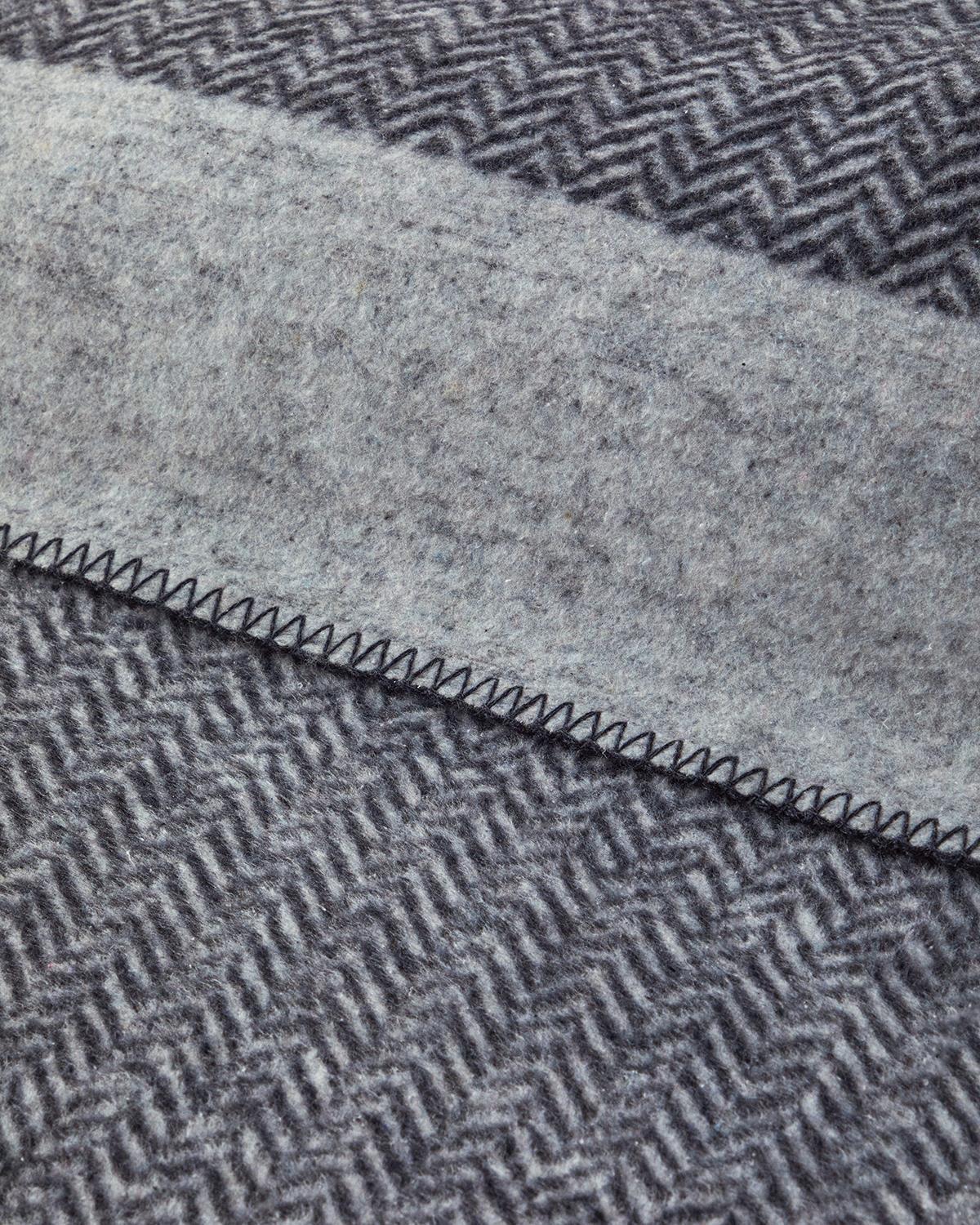 Premium Modern Chevron Cotton Acrylic Throw Blanket - Dark Grey