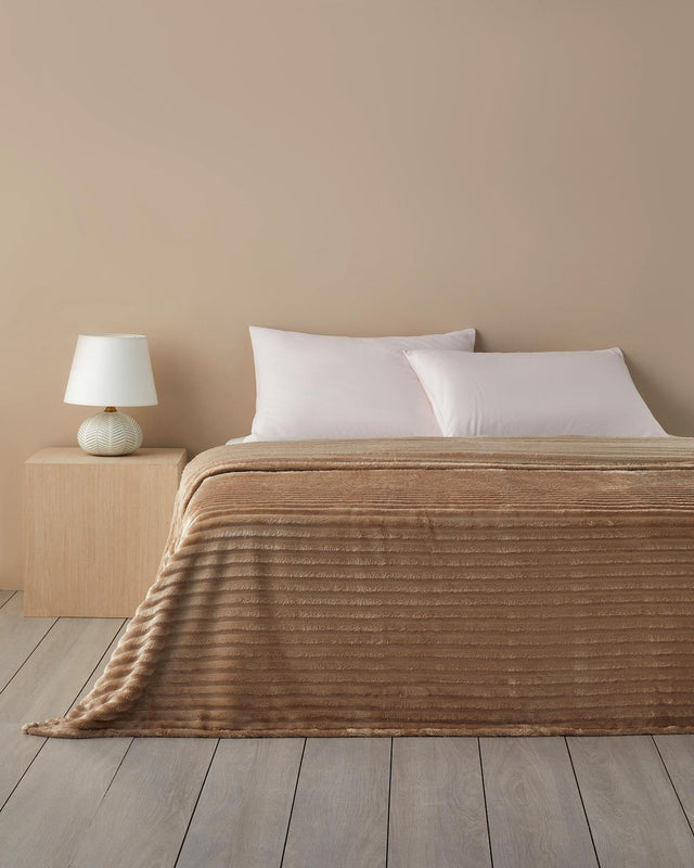 Professional-Grade Super Soft Striped Blanket - Beige