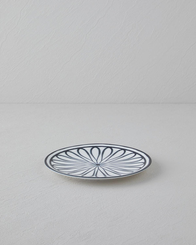 Premium-Porcelain-Dessert-Plate-Monarch-Black-White-Serving