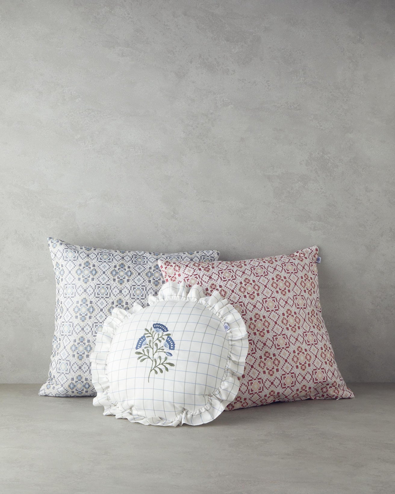 Premium Mosaic Pattern Decorative Cushion Ecru Burgundy