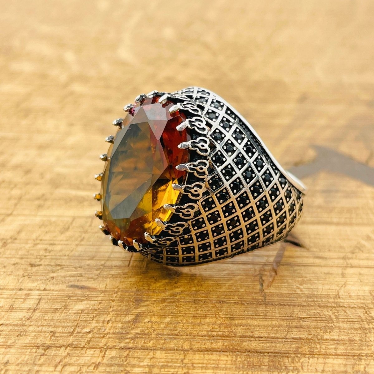 Multi - Color Zultanite Stone Men's Ring