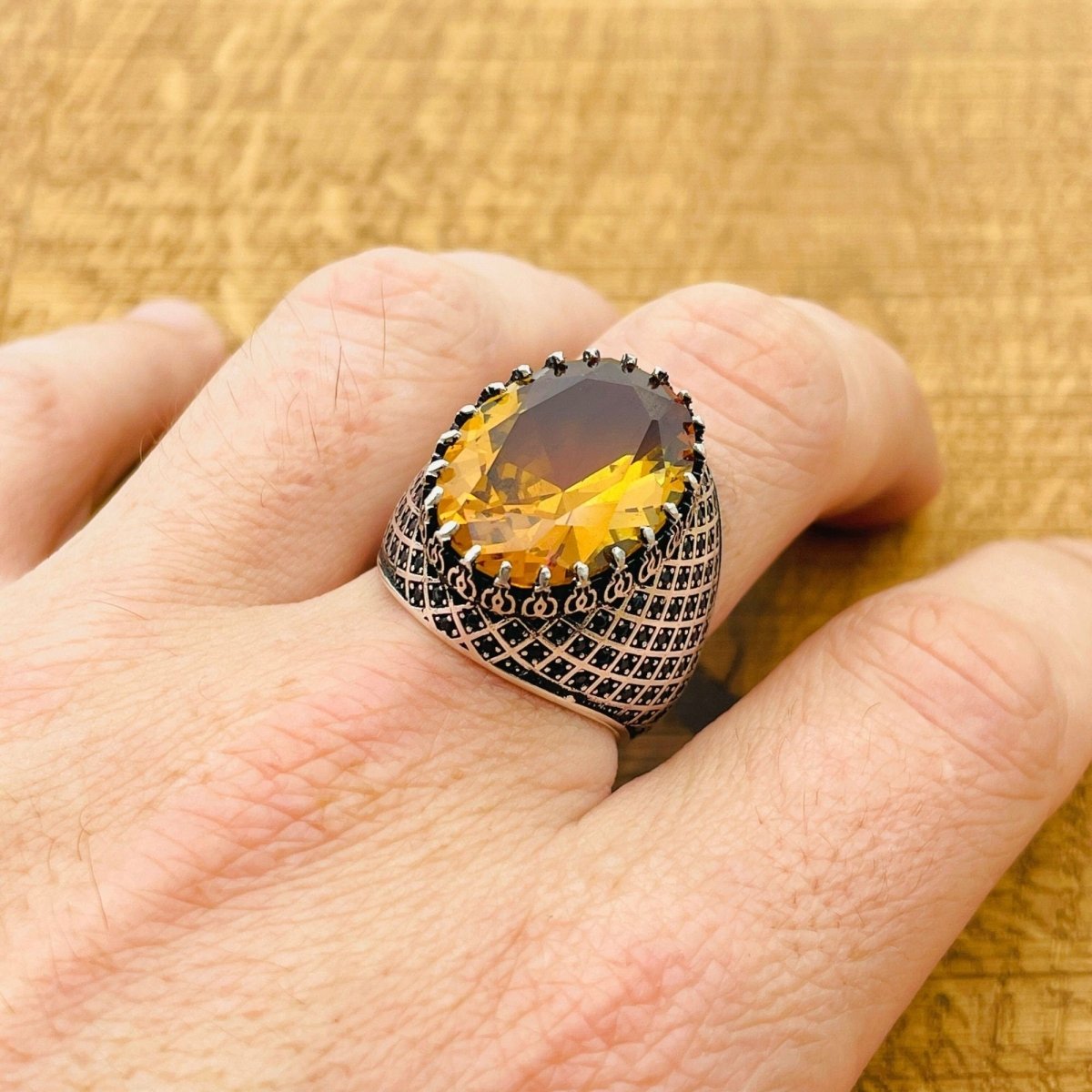 Multi - Color Zultanite Stone Men's Ring