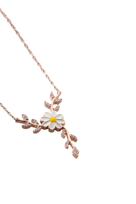 Nereze | Daisy Necklace With White Enamel on a Branch