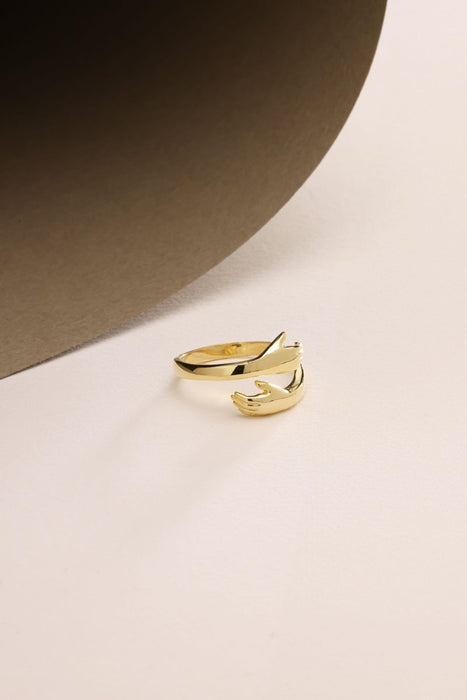 Nereze | Gold Plated Wrapped Hands Adjustable Size Ring