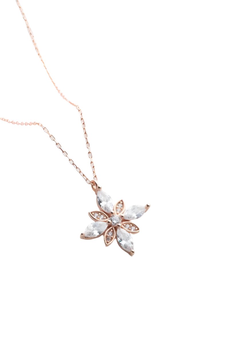 Nereze | Hope Flower Necklace with White Zircon Stones