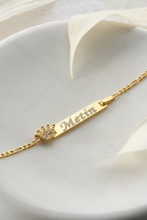 Nereze | Personalized Figaro Chain King Crown Named Kids Bracelet