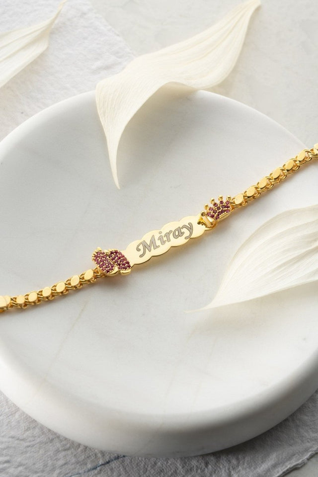 Nereze | Personalized Figaro Chain Pink Feet Named Kids Bracelet