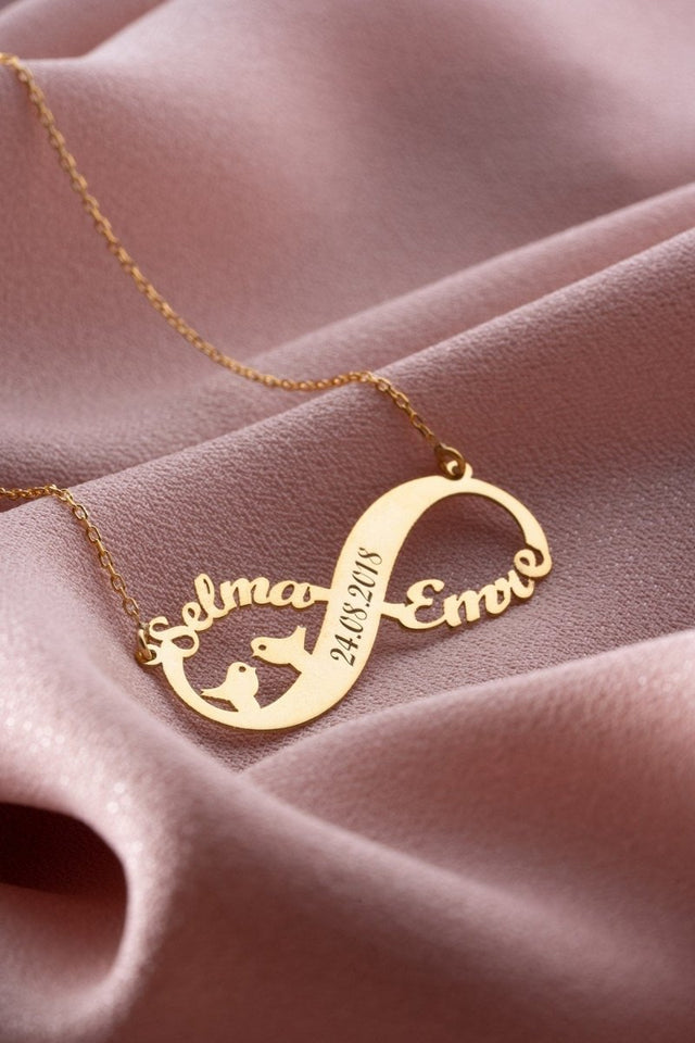 Nereze | Personalized Named Bird Detailed Infinity Necklace