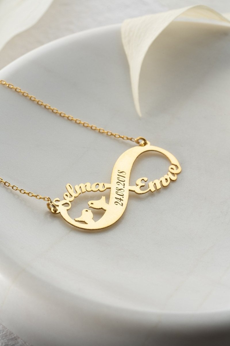 Nereze | Personalized Named Bird Detailed Infinity Necklace - TryAladdin