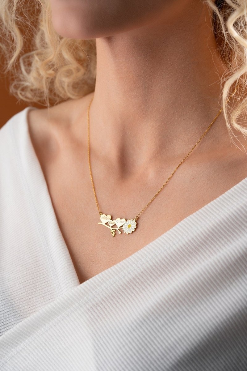 Nereze | Personalized Named Horizontal Daisy Model Necklace