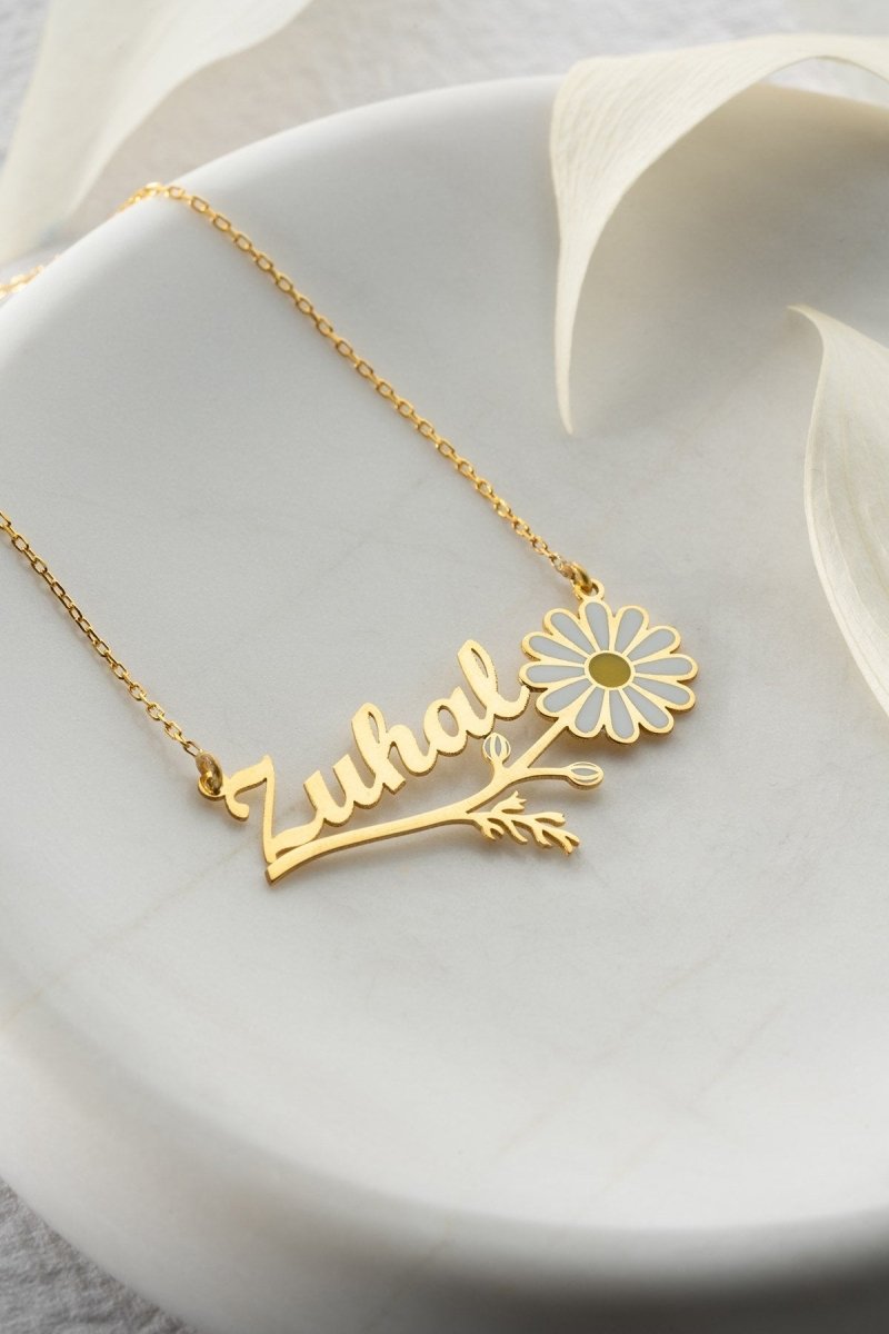 Nereze | Personalized Silver Chamomile Necklace with Branches