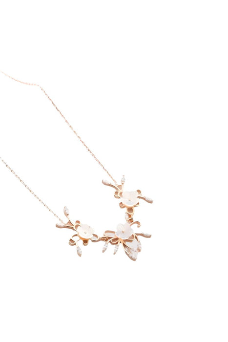 Nereze | Rose 3 - Piece Sprouted Magnolia Flower Necklace