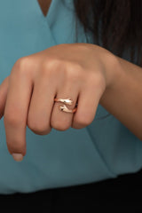 Nereze | Size Rose Hugging Hands Silver Adjustable Size Ring